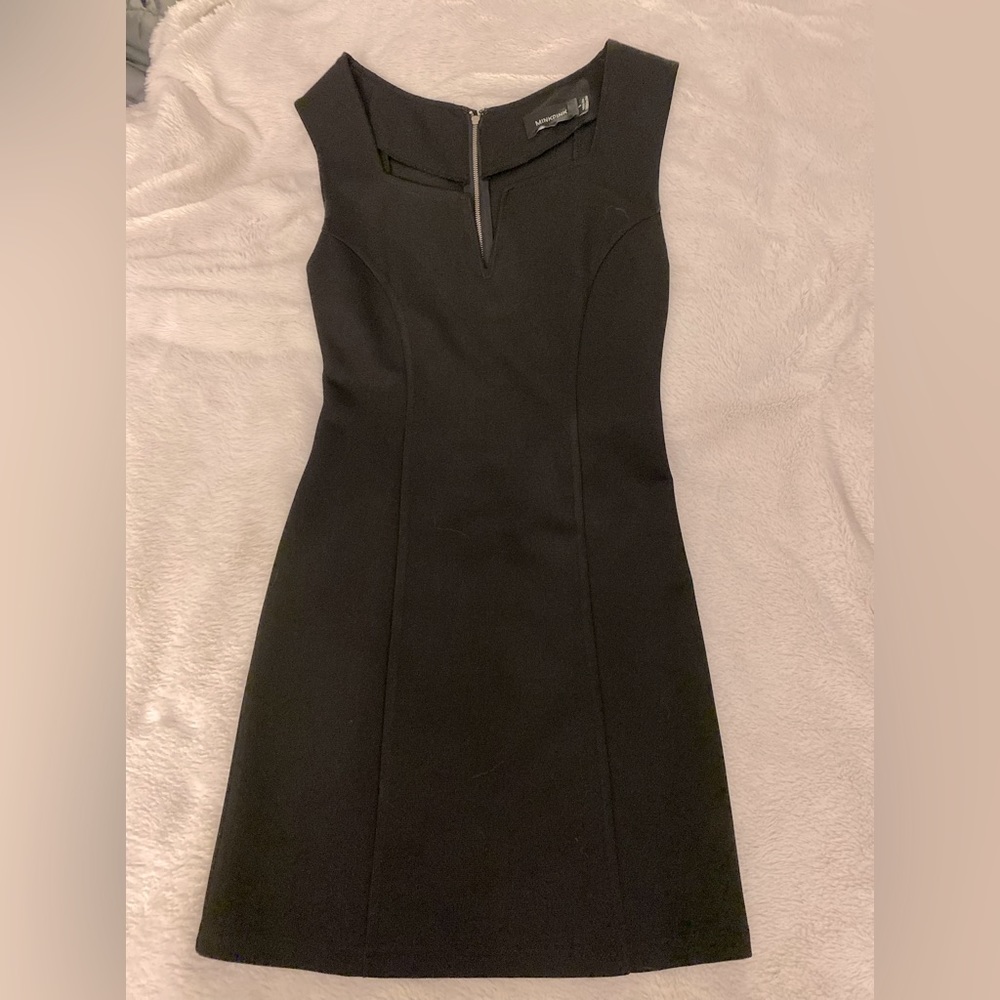 Size Small Black Minkpink dress